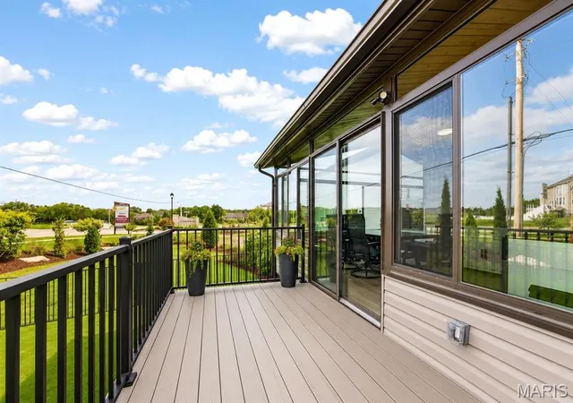 Photo 2 of Single family home for sale at 204 Randlin Dr, Lake Saint Louis, MO 63367 | MLS# MIS26063303 | Listing updated on 2026-10-01