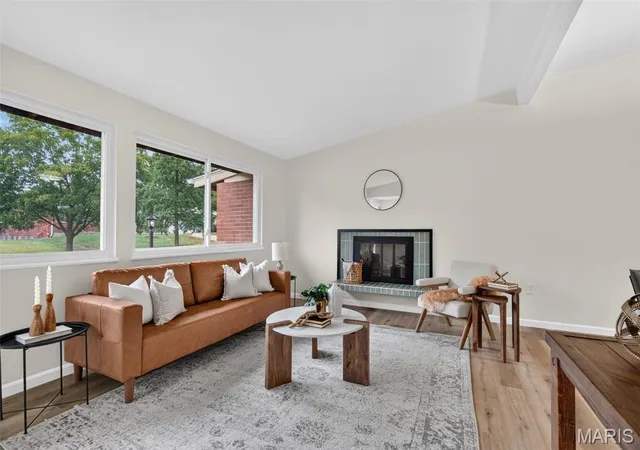 Photo 3 of Single family home for sale at 1600 Gallant Fox Dr, Florissant, MO 63033 | MLS# MIS26063317 | Listing updated on 2026-10-02