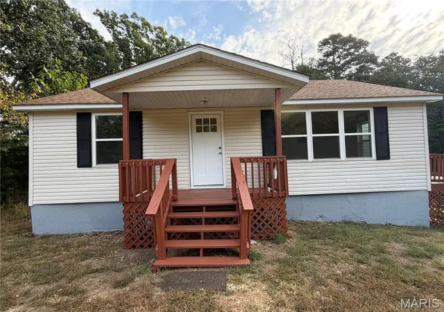 Photo 3 of Single family home for sale at 15103 S State Hwy 21, Potosi, MO 63664 | MLS# MIS26063326 | Listing updated on 2026-10-03