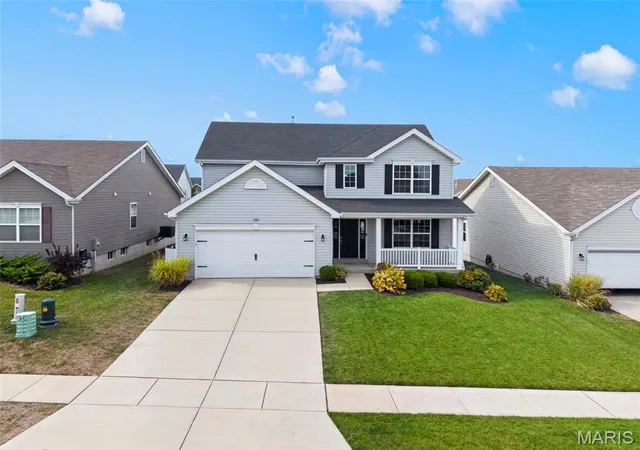 Photo 1 of Sale Pending at 1661 Woods Ml Dr, Wentzville, MO 63385 | MLS# MIS26063328 | Listing updated on 2026-10-03