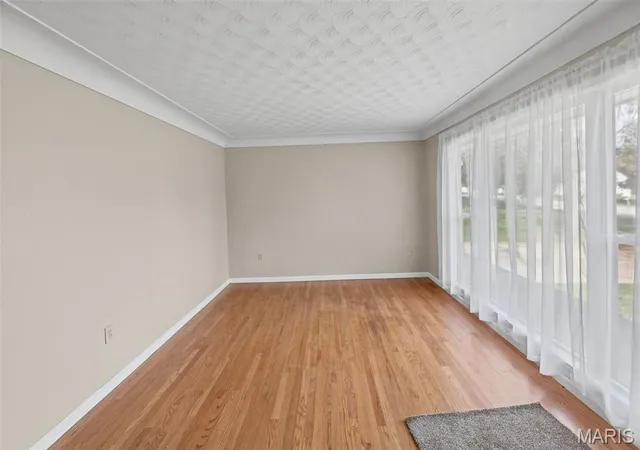 Photo 3 of Single family home for sale at 211 Edding Ln, Fairview Heights, IL 62208 | MLS# MIS26063331 | Listing updated on 2026-10-06