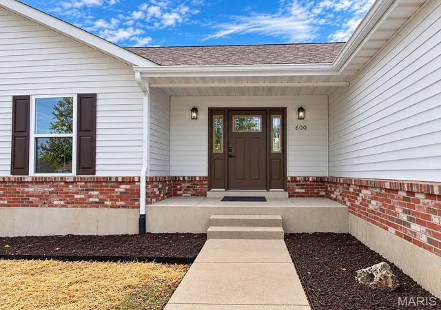 Photo 2 of Single family home for sale at 600 N Tyler St, Desloge, MO 63601 | MLS# MIS26063332 | Listing updated on 2026-10-02