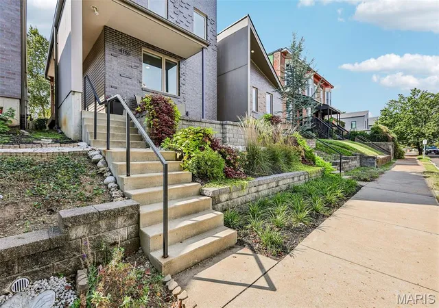 Photo 4 of Single family home for sale at 4156 Blaine Ave, Saint Louis, MO 63110 | MLS# MIS26063336 | Listing updated on 2026-10-09