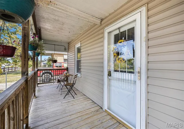Photo 1 of Single family home for sale at 1742 Poplar St, Granite City, IL 62040 | MLS# MIS26063338 | Listing updated on 2026-10-06
