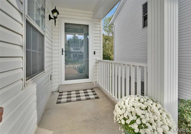 Photo 2 of Condo for sale at 1176 Big Bnd Xing Dr, Manchester, MO 63088 | MLS# MIS26063341 | Listing updated on 2026-10-08