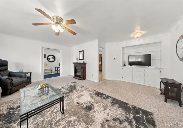 Photo 3 of Single family home for sale at 102 W Center St, Salem, MO 65560 | MLS# MIS26063345 | Listing updated on 2026-10-06