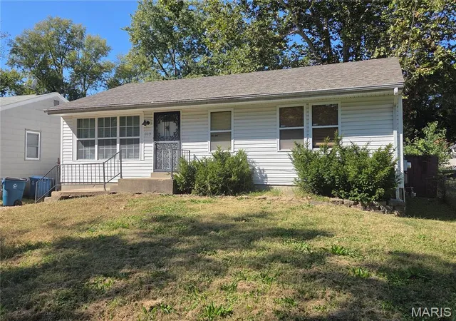 Single family home for sale at 113 Grether Ave, Saint Louis, MO 63135 | MLS# MIS26063346