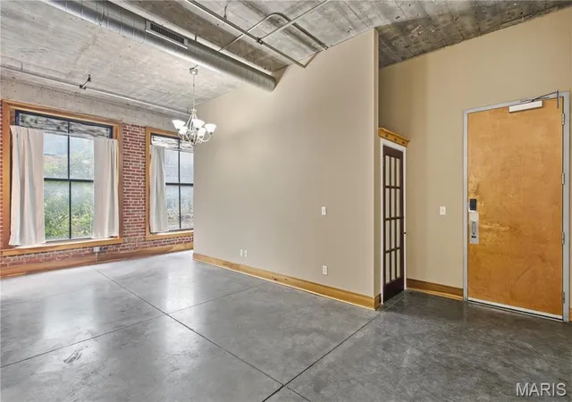 Photo 4 of Condo for sale at 1601 Washington Ave #302, Saint Louis, MO 63103 | MLS# MIS26063348 | Listing updated on 2026-10-01