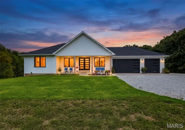 Single family home for sale at 24760 State Hwy Ee, Warrenton, MO 63383 | MLS# MIS26063351