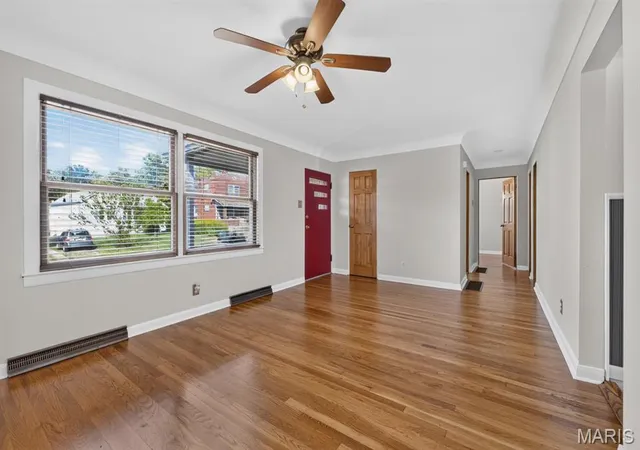 Photo 3 of Single family home for sale at 7034 Mitchell Ave, Saint Louis, MO 63117 | MLS# MIS26063352 | Listing updated on 2026-10-28