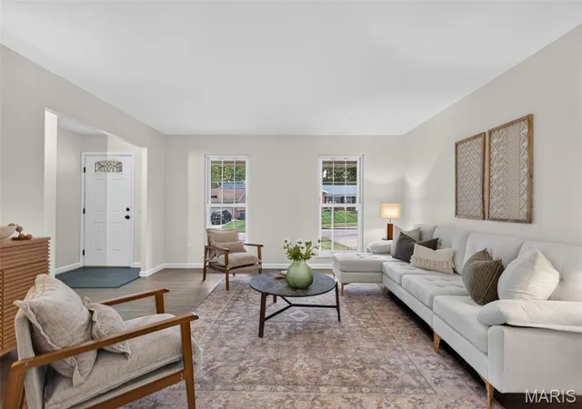 Photo 3 of Single family home for sale at 11618 Galba Dr, Florissant, MO 63033 | MLS# MIS26063353 | Listing updated on 2026-10-04