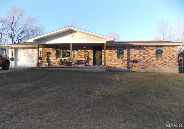 Photo 1 of Single family home for sale at 2025 Wasson Dr, Poplar Bluff, MO 63901 | MLS# MIS26063362 | Listing updated on 2026-10-01