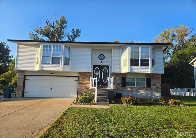 Photo 1 of Single family home for sale at 2466 Lombard Ln, Imperial, MO 63052 | MLS# MIS26063370 | Listing updated on 2026-10-09