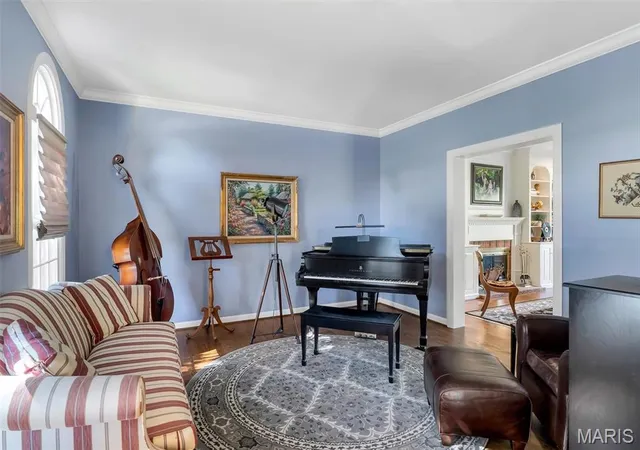 Photo 4 of Single family home for sale at 12819 Westledge Ln, Saint Louis, MO 63131 | MLS# MIS26063379 | Listing updated on 2026-10-21