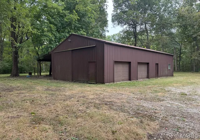 Photo 3 of Land for sale at 7029 Elm Trl, Walshville, IL 62091 | MLS# MIS26063384 | Listing updated on 2026-10-09