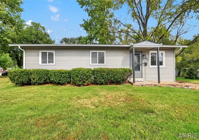 Single family home for sale at 703 Ferguson Ave, Saint Louis, MO 63135 | MLS# MIS26063387