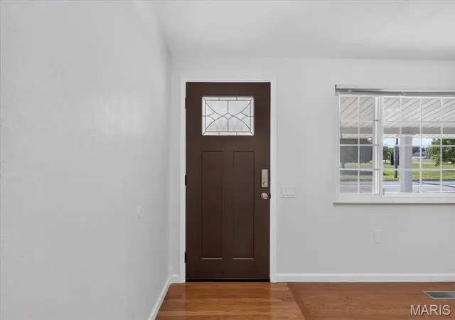 Photo 3 of Single family home for sale at 2965 Parker Rd, Florissant, MO 63033 | MLS# MIS26063395 | Listing updated on 2026-10-22