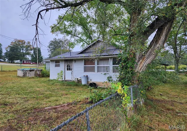 Photo 3 of Single family home for sale at 10443 Wayne Route Ff, Patterson, MO 63956 | MLS# MIS26063403 | Listing updated on 2026-10-05
