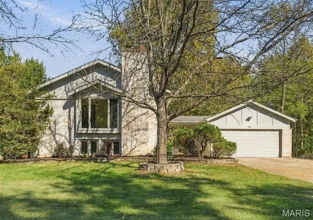 Photo 1 of Single family home for sale at 257 Treasure Cvs, Ballwin, MO 63021 | MLS# MIS26063408 | Listing updated on 2026-10-29