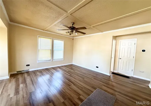 Photo 3 of Single family home for sale at 1122 Prickett Ave, Edwardsville, IL 62025 | MLS# MIS26063429 | Listing updated on 2026-10-07