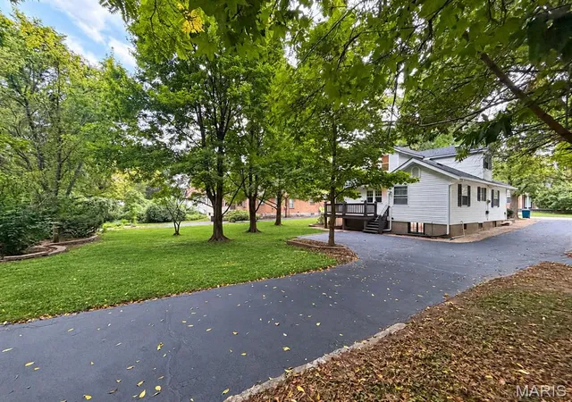Photo 2 of Single family home for sale at 222 S Clark Ave, Saint Louis, MO 63135 | MLS# MIS26063438 | Listing updated on 2026-10-05