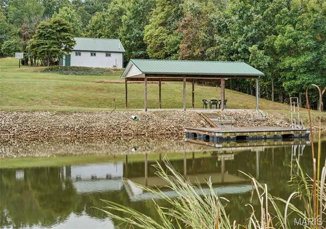 Photo 1 of House for sale at 24128 Smith Crk Rd, Warrenton, MO 63383 | MLS# MIS26063452 | Listing updated on 2026-10-07