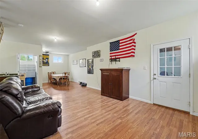 Photo 3 of House for sale at 24128 Smith Crk Rd, Warrenton, MO 63383 | MLS# MIS26063452 | Listing updated on 2026-10-07