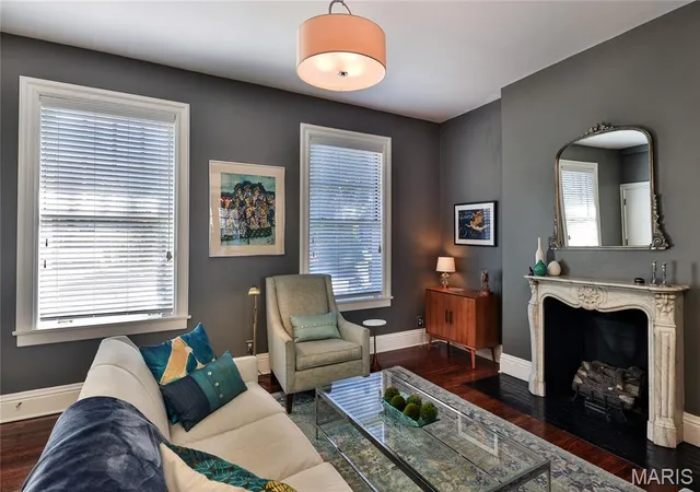 Photo 4 of Townhouse for sale at 4943 Laclede Ave #1W, St Louis, MO 63108 | MLS# MIS26063456 | Listing updated on 2026-10-28