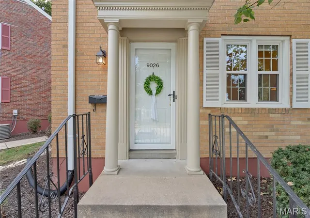 Photo 1 of Townhouse for sale at 9026 W Swan Cir, Saint Louis, MO 63144 | MLS# MIS26063462 | Listing updated on 2026-10-06