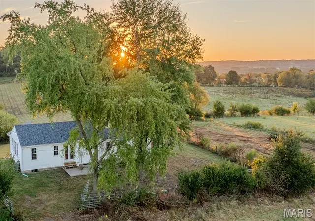 Photo 2 of Single family home for sale at 22 Gnade Rd, Elsberry, MO 63343 | MLS# MIS26063470 | Listing updated on 2026-10-01