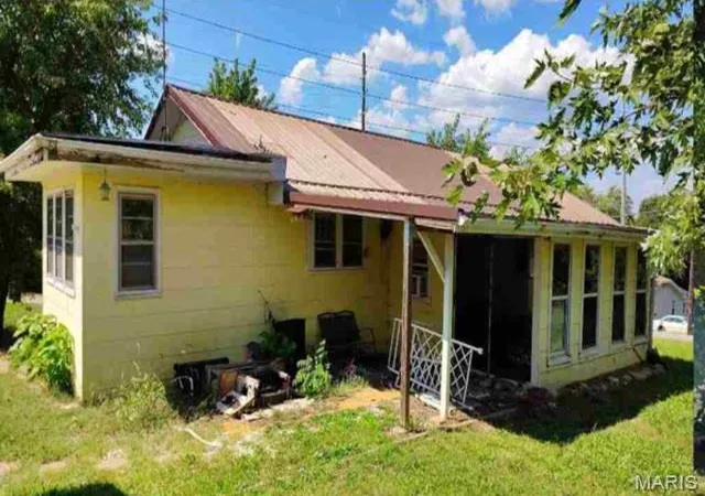 Photo 2 of Single family home for sale at 501 E Main St, Park Hills, MO 63601 | MLS# MIS26063480 | Listing updated on 2026-10-01