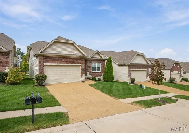 Photo 1 of House for sale at 1247 Emerald Gdns Dr, Saint Peters, MO 63376 | MLS# MIS26063481 | Listing updated on 2026-10-04