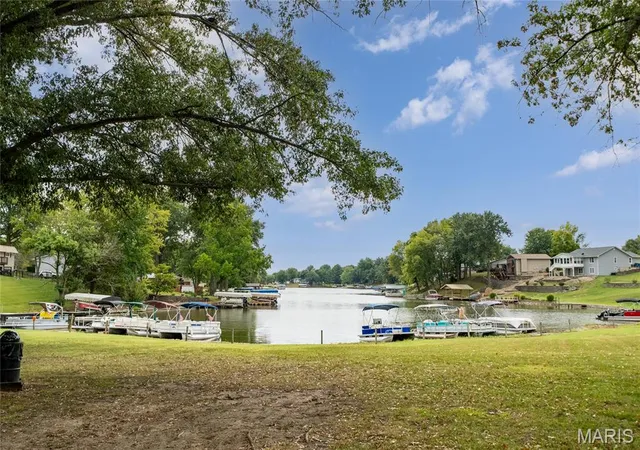 Photo 1 of Single family home for sale at 1282 Key W Dr, Edwardsville, IL 62025 | MLS# MIS26063505 | Listing updated on 2026-10-02