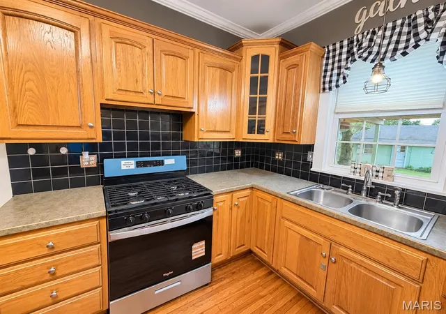 Photo 4 of Single family home for sale at 229 N 1st Street, Vandalia, IL 62471 | MLS# MIS26063516 | Listing updated on 2026-10-04