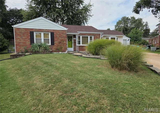 Photo 1 of Single family home for sale at 10227 Burdeau Ln, Saint Louis, MO 63114 | MLS# MIS26063517 | Listing updated on 2026-10-09
