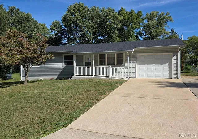 Photo 1 of Single family home for sale at 205 Midland Dr, Wright City, MO 63390 | MLS# MIS26063523 | Listing updated on 2026-10-05