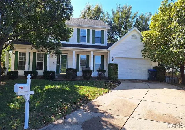 Single family home for sale at 19 Kingsmont Ct, Saint Peters, MO 63376 | MLS# MIS26063524