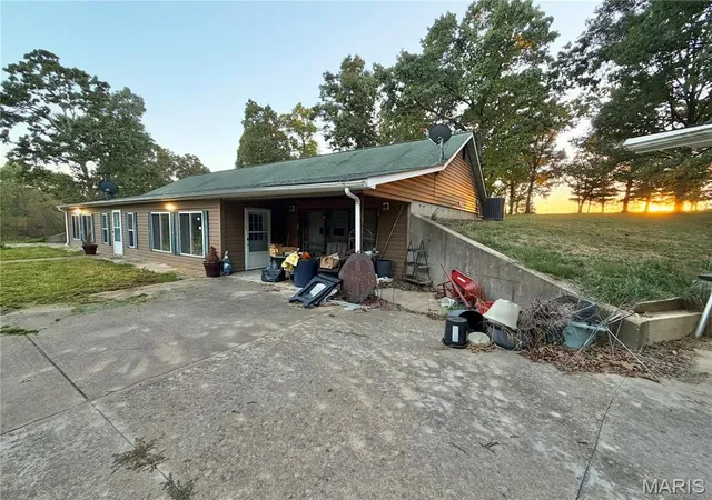 Photo 3 of Single family home for sale at 68 County Rd 3295, Salem, MO 65560 | MLS# MIS26063533 | Listing updated on 2026-10-08
