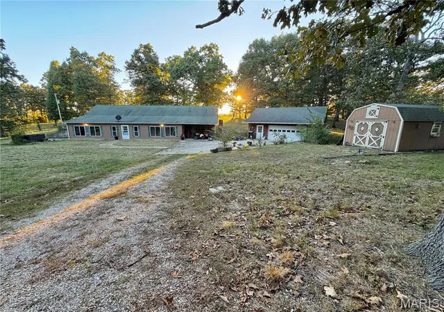 Photo 4 of Single family home for sale at 68 County Rd 3295, Salem, MO 65560 | MLS# MIS26063533 | Listing updated on 2026-10-08