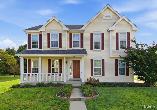 Single family home for sale at 868 Calista Ridge Dr, Belleville, IL 62221 | MLS# MIS26063535