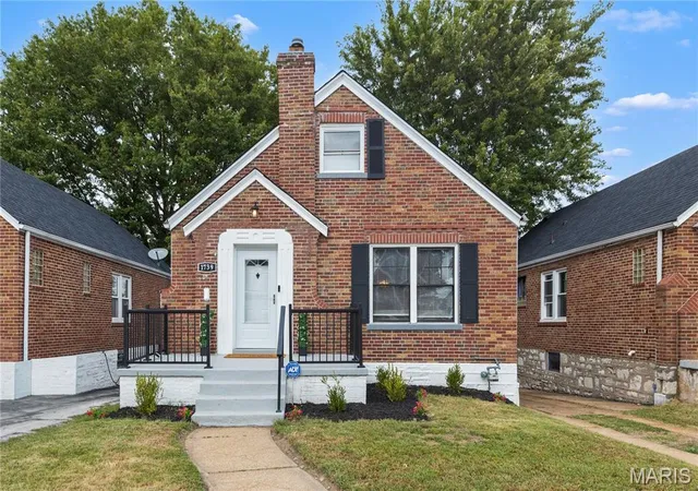 Single family home for sale at 1739 Grape Ave, Saint Louis, MO 63147 | MLS# MIS26063541