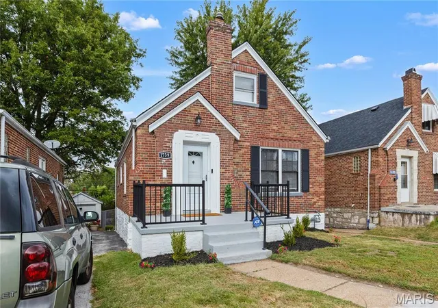 Photo 1 of Single family home for sale at 1739 Grape Ave, Saint Louis, MO 63147 | MLS# MIS26063541 | Listing updated on 2026-10-05