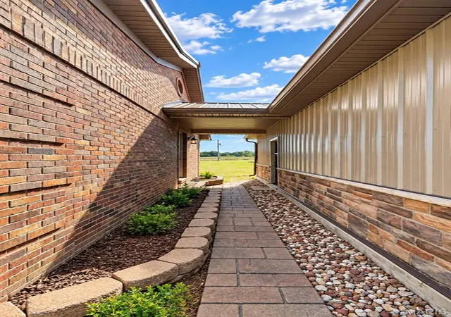 Photo 4 of House for sale at 3775 Homeyer Rd, Owensville, MO 65066 | MLS# MIS26063542 | Listing updated on 2026-10-06