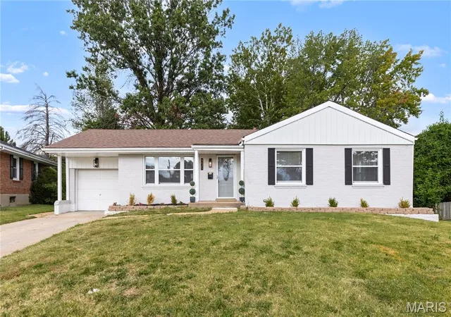 Photo 1 of Single family home for sale at 9435 Eastchester Dr, Saint Louis, MO 63136 | MLS# MIS26063543 | Listing updated on 2026-10-04