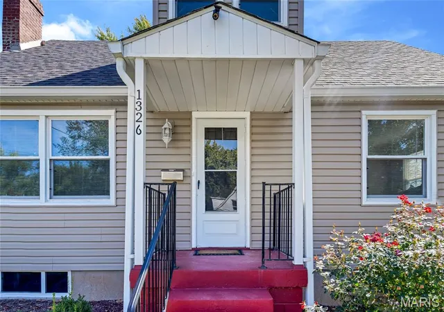 Photo 1 of Single family home for sale at 1326 Leroy Ave, Saint Louis, MO 63133 | MLS# MIS26063549 | Listing updated on 2026-10-02