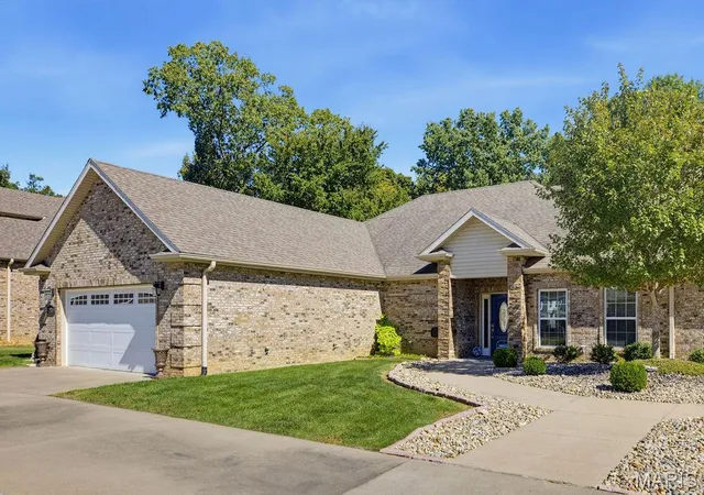 Photo 3 of Single family home for sale at 2923 Shadow Wood Ln, Cape Girardeau, MO 63701 | MLS# MIS26063555 | Listing updated on 2026-10-06