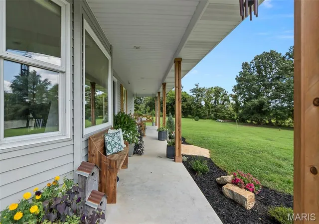 Photo 4 of Single family home for sale at 21036 Shooting Star Dr, Marble Hill, MO 63764 | MLS# MIS26063556 | Listing updated on 2026-10-07
