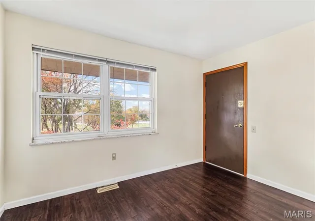 Photo 2 of Condo for sale at 3208 Denmark Dr #D, Bridgeton, MO 63044 | MLS# MIS26063559 | Listing updated on 2026-10-29