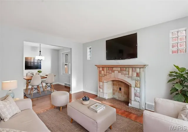 Photo 2 of Single family home for sale at 6625 Barr St, Saint Louis, MO 63121 | MLS# MIS26063577 | Listing updated on 2026-10-03