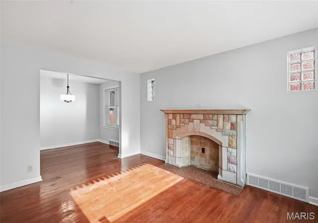 Photo 3 of Single family home for sale at 6625 Barr St, Saint Louis, MO 63121 | MLS# MIS26063577 | Listing updated on 2026-10-03